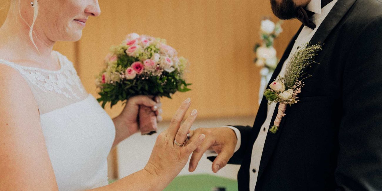 Hochzeit von Janina und Marco Standesamt in Anger