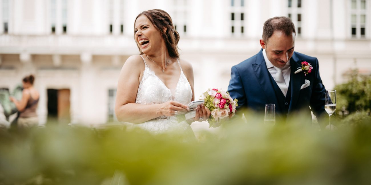 Hochzeit von Insa und Alexander aus Würzburg im Marmorsaal vom Schloss Mirabell in Salzburg