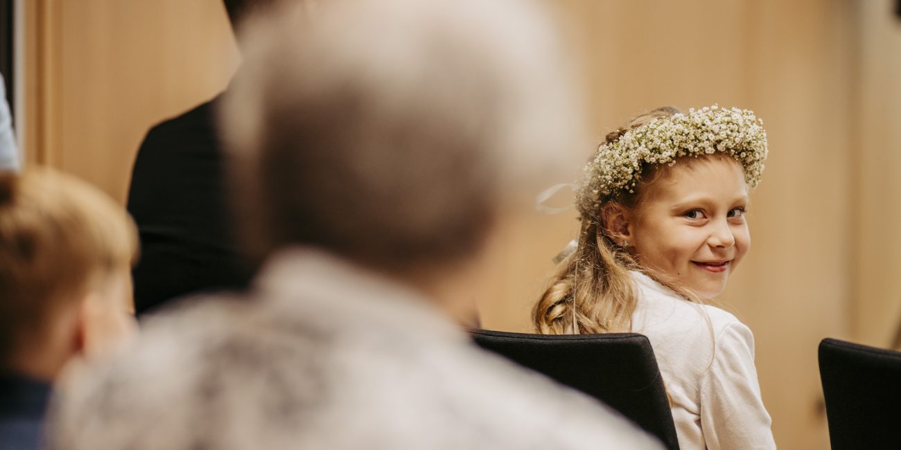 Standesbeamtin bei der Trauung in Großgmain