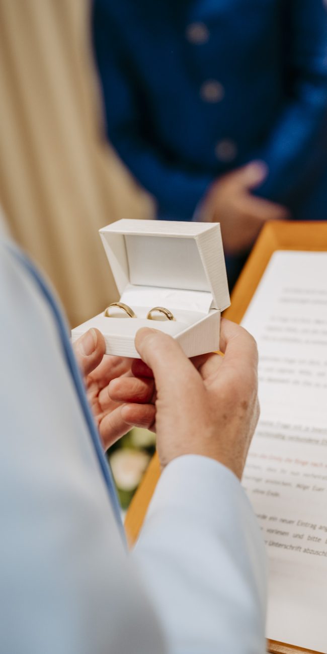 Ringtausch im Standesamt Großgmain